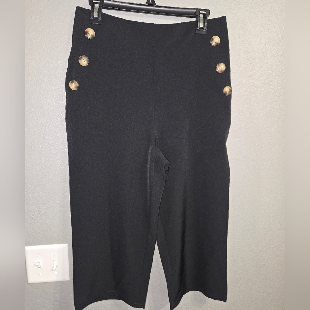 All Worthy Black Sailor Cropped Pants Size 8